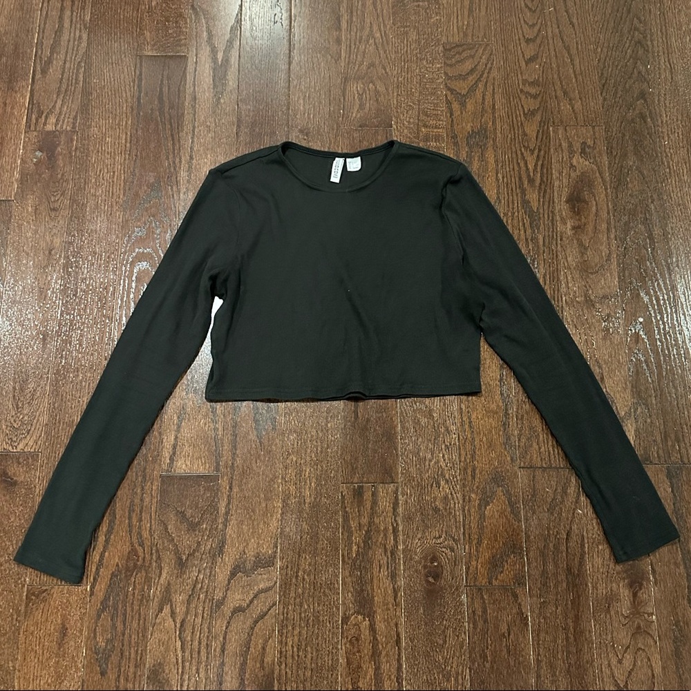 H&M Basic Cropped Long-sleeve top